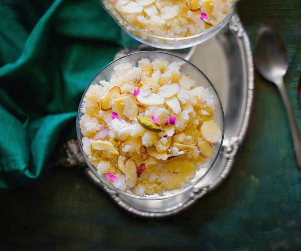 Suji ka Halwa - Sooji ka Halwa (Indian Semolina Pudding)