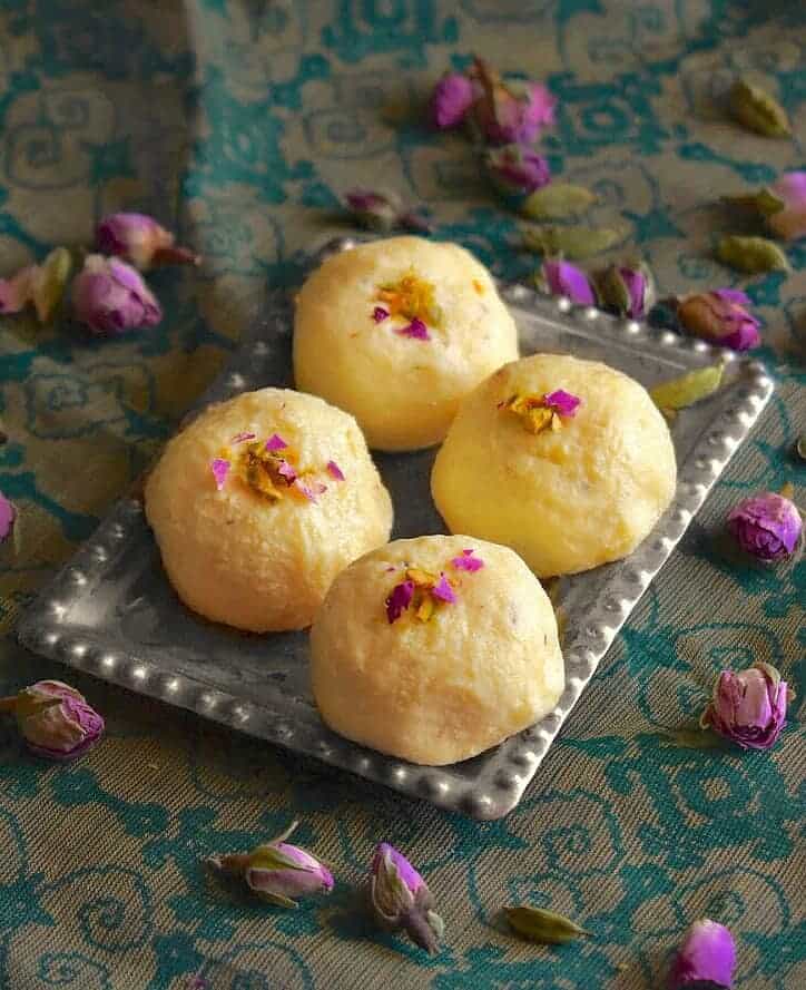 Bengali Kacha Golla