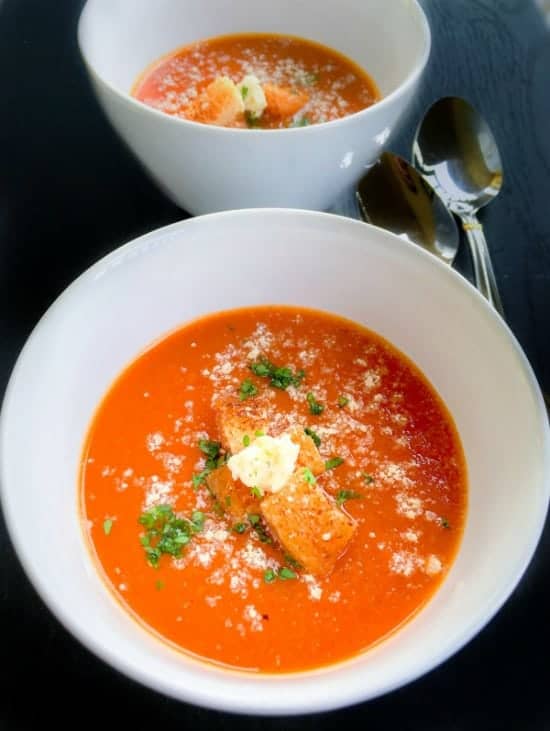 Easy Spanish Gazpacho - Cold Tomato Soup (No Cook) #gazpacho