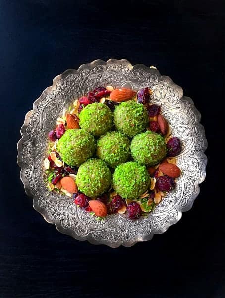 Matcha-Oats-Balls