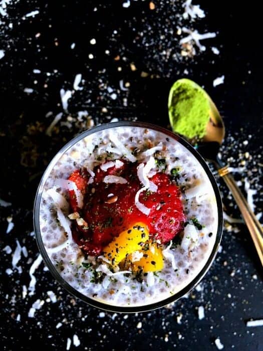 mango-chia-smoothie