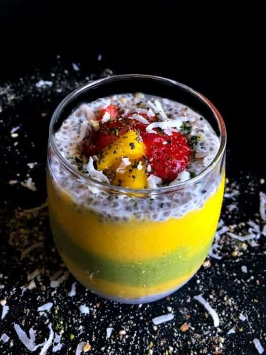 mango-matcha-smoothie