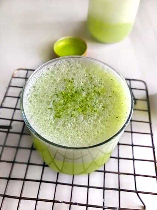 easy-matcha-latte-recipe-easycookingwithmolly