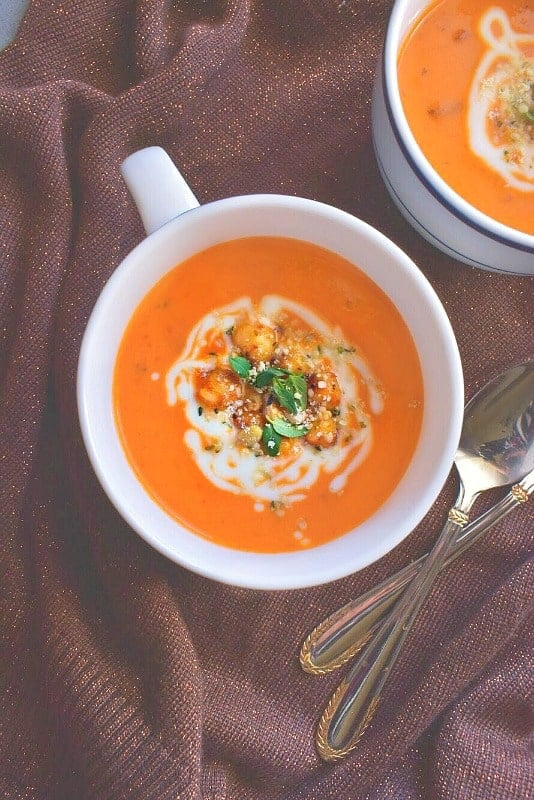 Carrot Turmeric Soup recipe thats perfect for detox