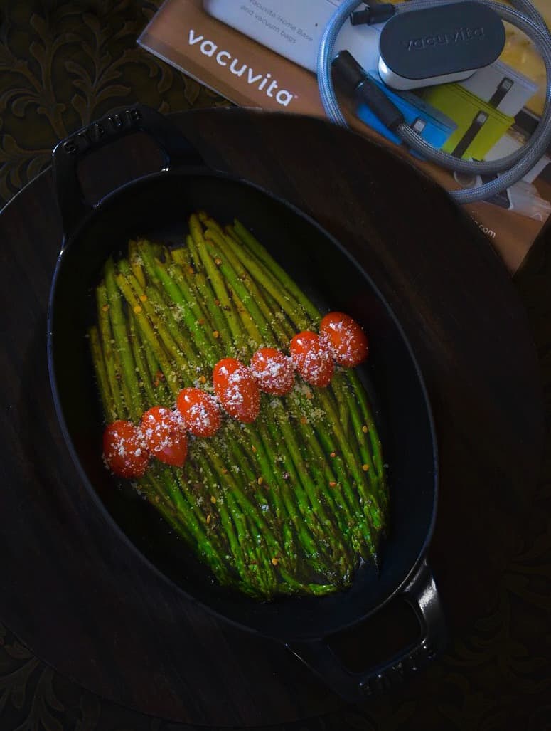 sauteed asparagus in spicy white wine sauce