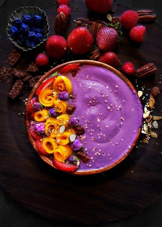 Tropical Acai Berry Bowl - (Vegan + Glutenfree) #sambazon #acai