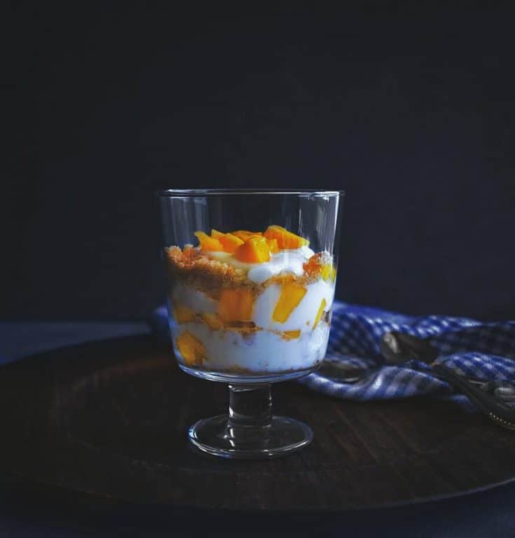 Mango Shortbread Parfait How to make mango yogurt parfait