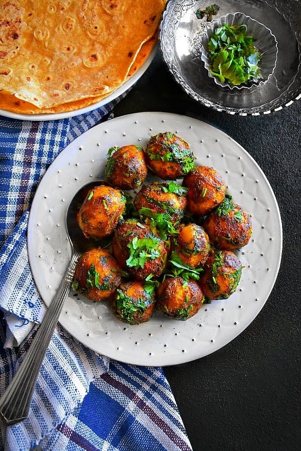 Spicy Indian Potatoes with Cilantro   Dhaniya Wale Aloo - 96