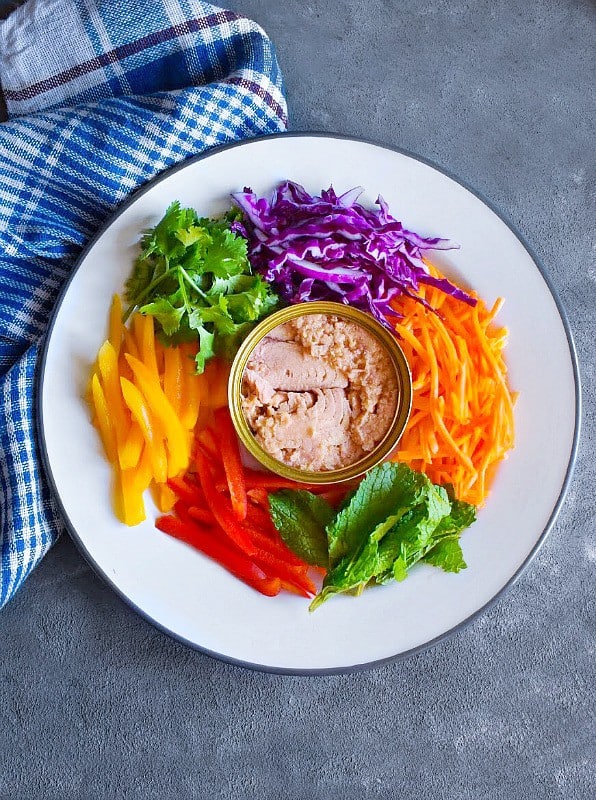 chopped thai vegetables for tuna rolls