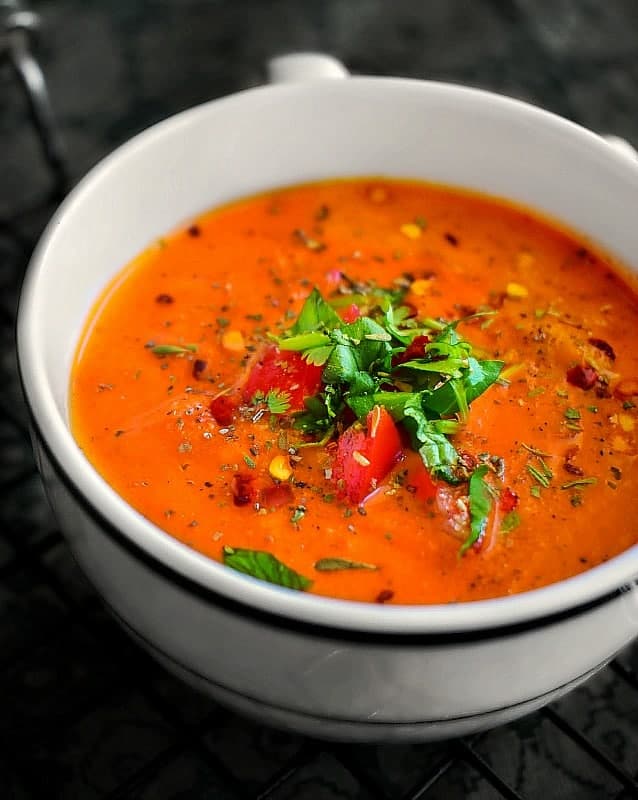 crab bisque using tomato and imitation crab