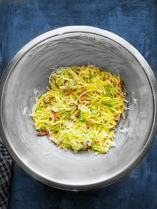 Process to Make Okonomiyaki Japanese Cabbage Pancakes-2