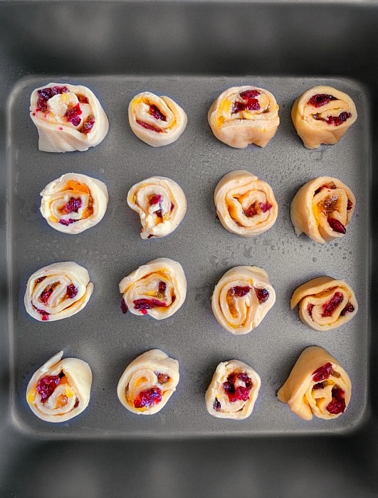 mini-Orange-Cranberry-Rolls baking process