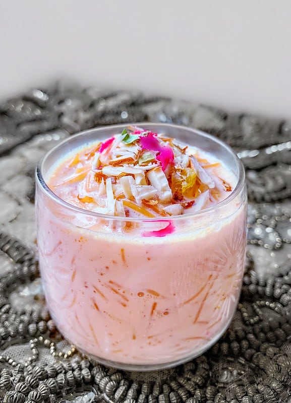 Gulabi Seviyan Kheer - Rose Vermicelli Kheer - Gulabi Sheer Khurma