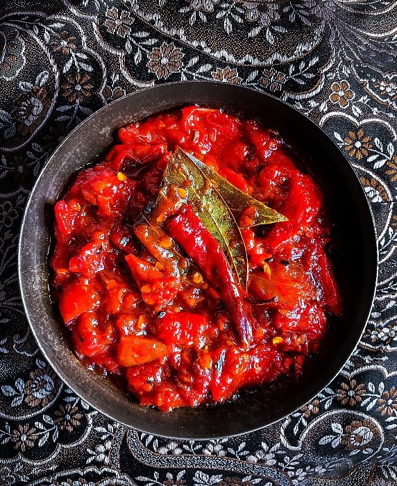 Sweet Spicy Tomato Chutney  Instant Tomato Chutney  Video - 4