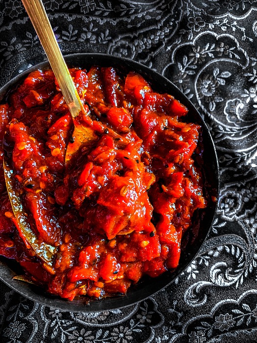 Sweet Spicy Tomato Chutney  Instant Tomato Chutney  Video - 9