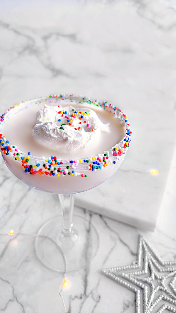 no-amaretto sugar cookie martini